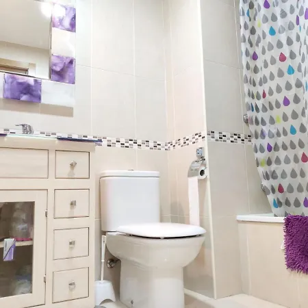 2 Bedrooms With Enclosed Garden At 1 Km Away From The Beach