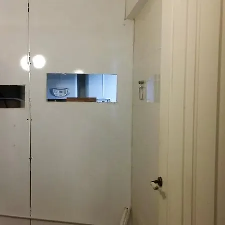 2 Bedrooms With Enclosed Garden At 1 Km Away From The Beach Foz